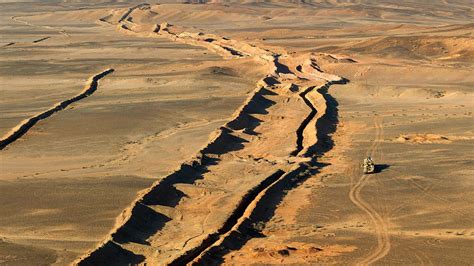 sahara occidental mur de sable